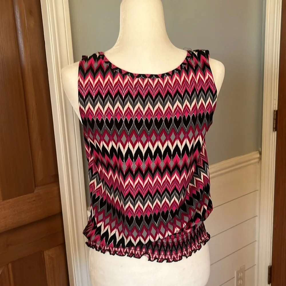 IZ by Byer Chic Chevron Tank Top - Pink, Black, White with Silver Threadng - L - Picture 3 of 4
